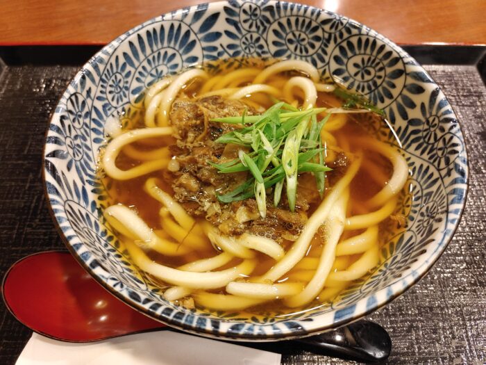 トロトロのぼっかけうどんであったまろ